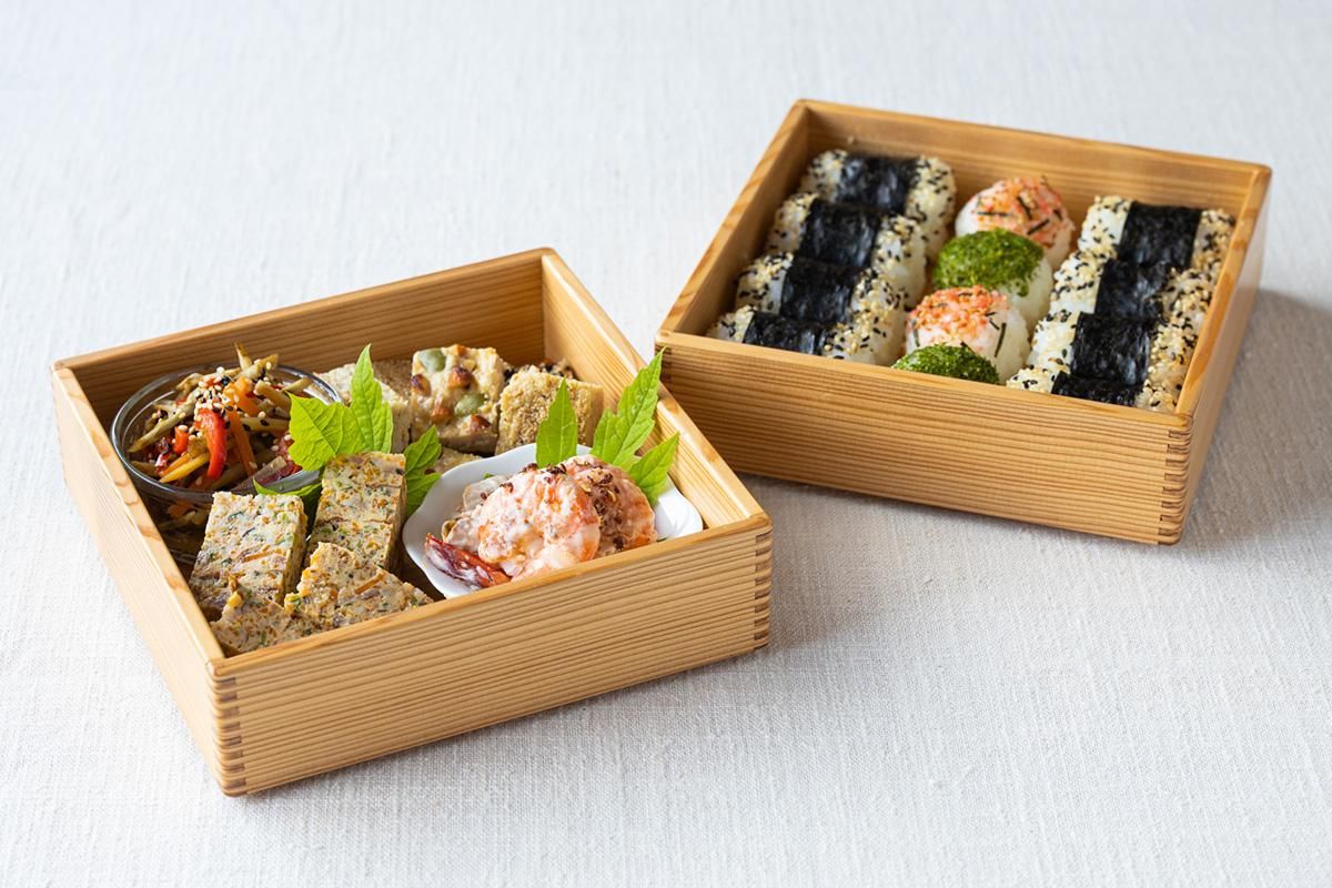 黒木クラフト工房・みやざき杉の二段重（6寸）｜低座の椅子と暮らしの