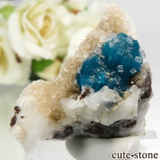 インド プネー産 カバンサイト＆カルサイトの母岩付き結晶（原石） 6.9