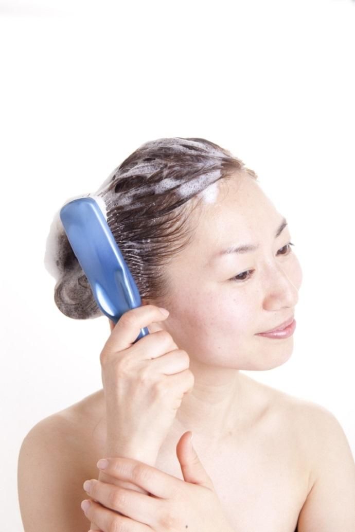 NEWスカルプブラシ - サンワイ商事