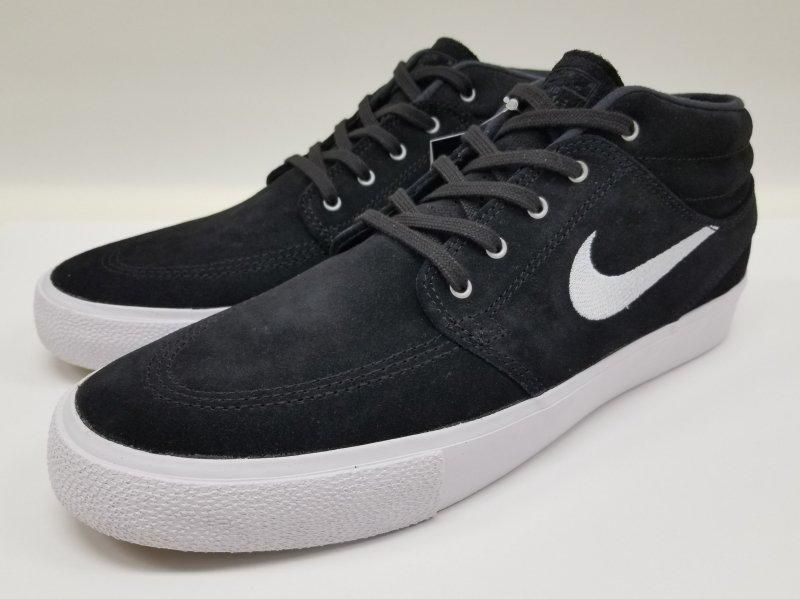 NIKE SB STEFAN JANOSKI MID AT7324-001 黒白