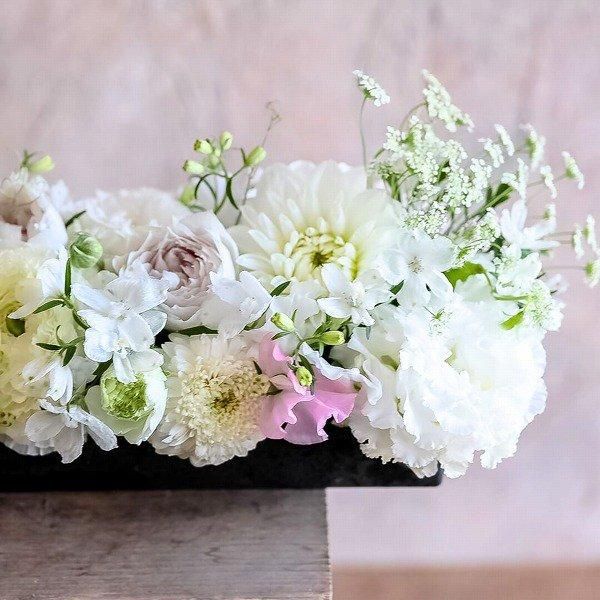 フラワーアレンジ】横長アレンジ Lサイズ(ホワイト系-01)‐サムライフラワー