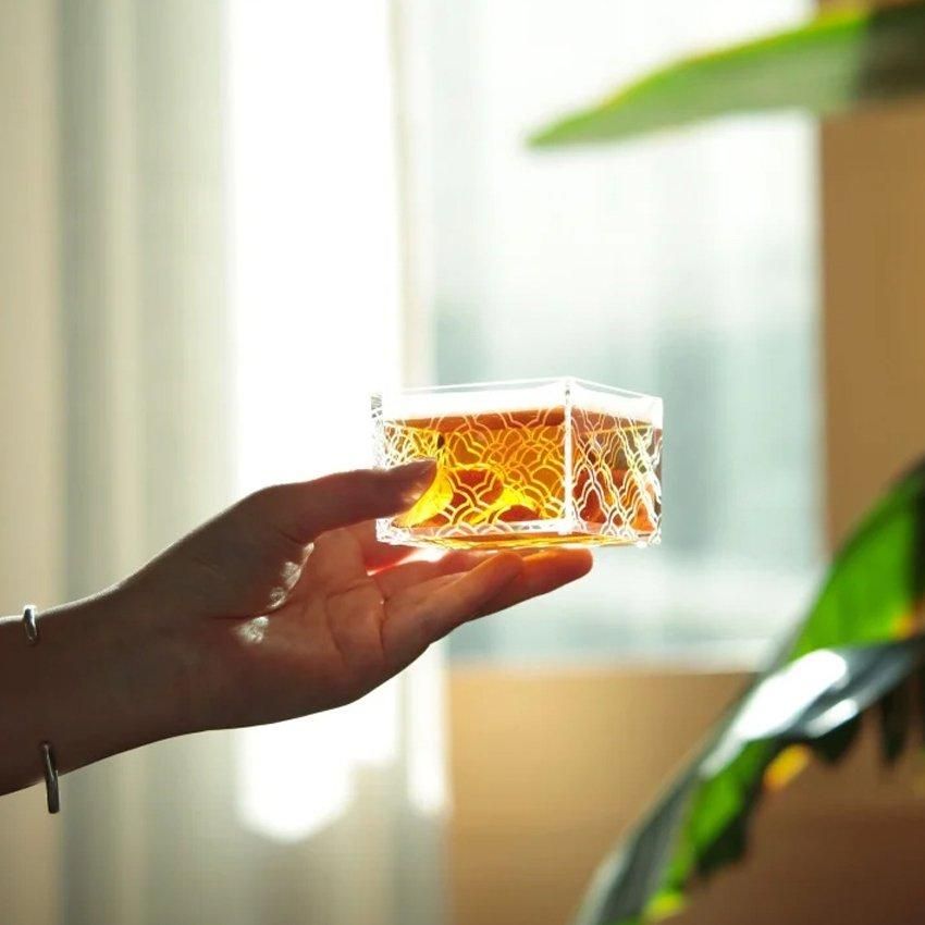 アクリル1合枡 4面彫刻 M エム | mas/mas - アクリル枡専門ブランド