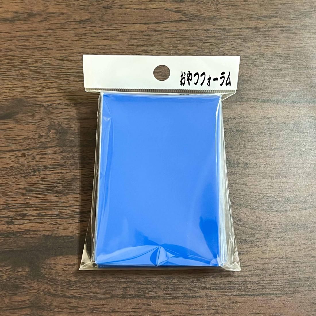 おやつフォーラムスリーブ 青 - トレカプラザ55通販店｜トレーディング