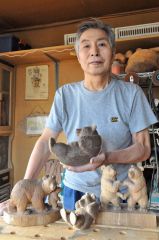 彫り続けて60年 木彫りのクマ職人、伊藤幹男さんが22日から初個展