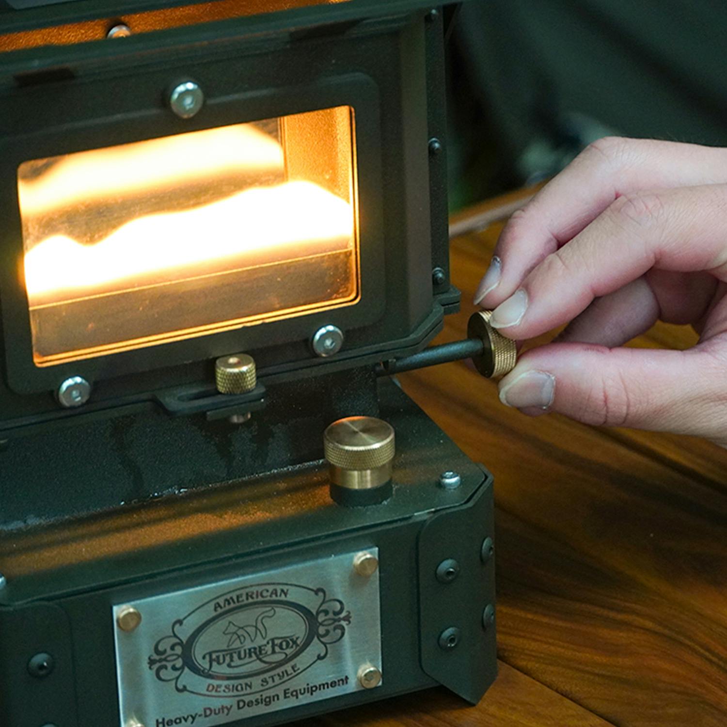 FUTURE FOX アイロンストーブ オイルランタン キャンプストーブ