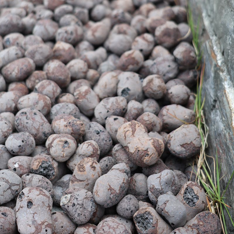 防犯砂利】セラミック ブラウン 10kg 15-30mm 硬質 陶器 防犯対策 強盗