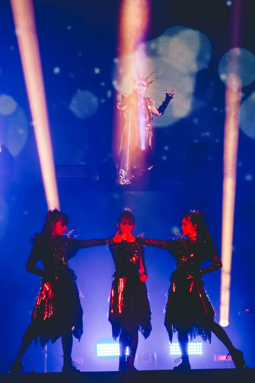 オフィシャルレポ】聖飢魔II vs BABYMETAL、悪魔と神が夢のコラボ