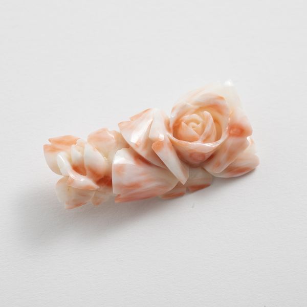 高知の珊瑚ブローチ小 薔薇M -【当店限定】すべて1点もの、高知から