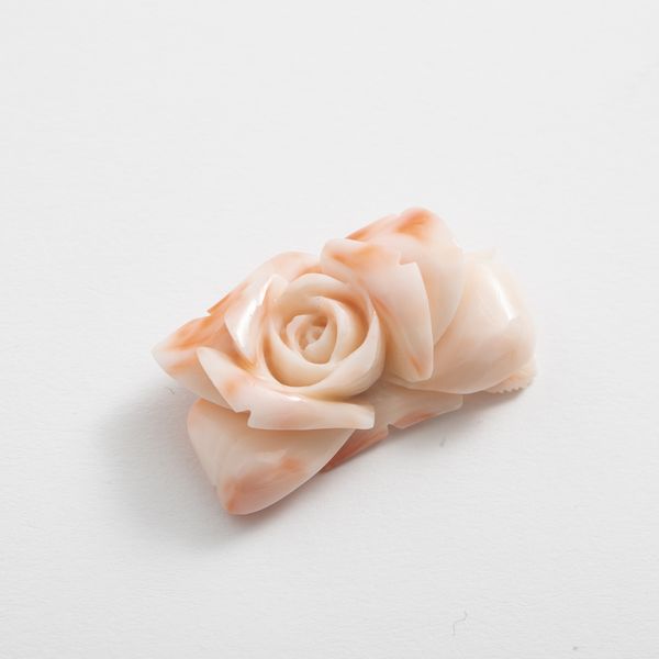 高知の珊瑚ブローチ大 薔薇G -【当店限定】すべて1点もの、高知から