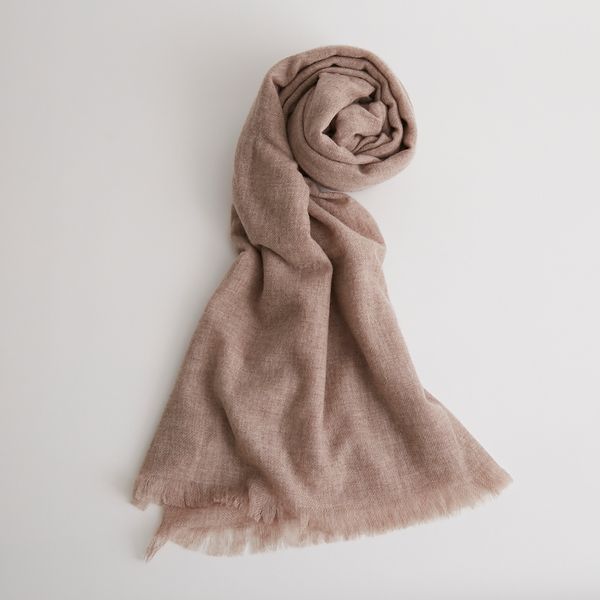 ADOS/curum -カシミヤ専門ブランドが作る、ありそうでない大判ストール