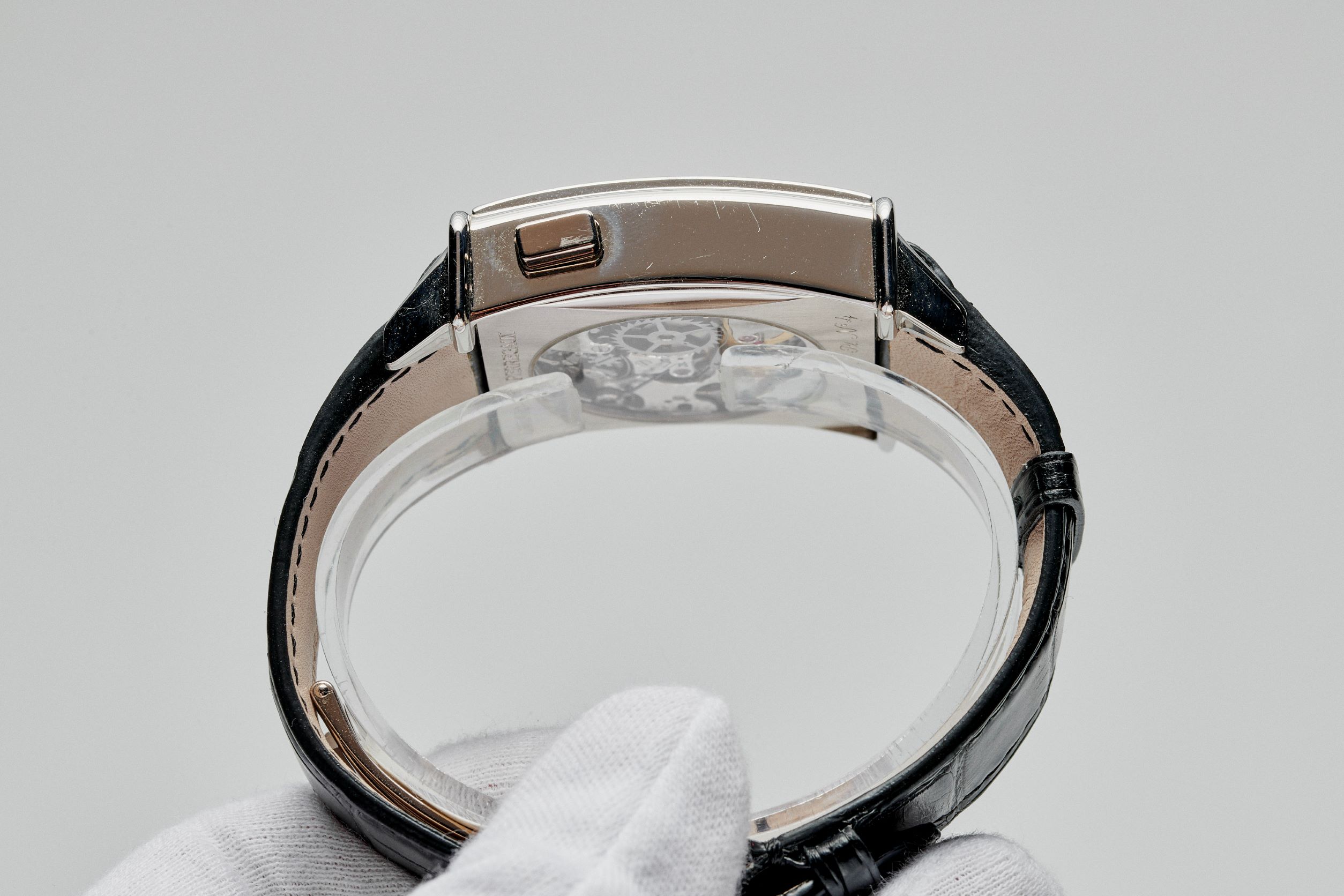 Ineichen Auctioneers - Vintage 1945 XXL Tourbillon Magistral