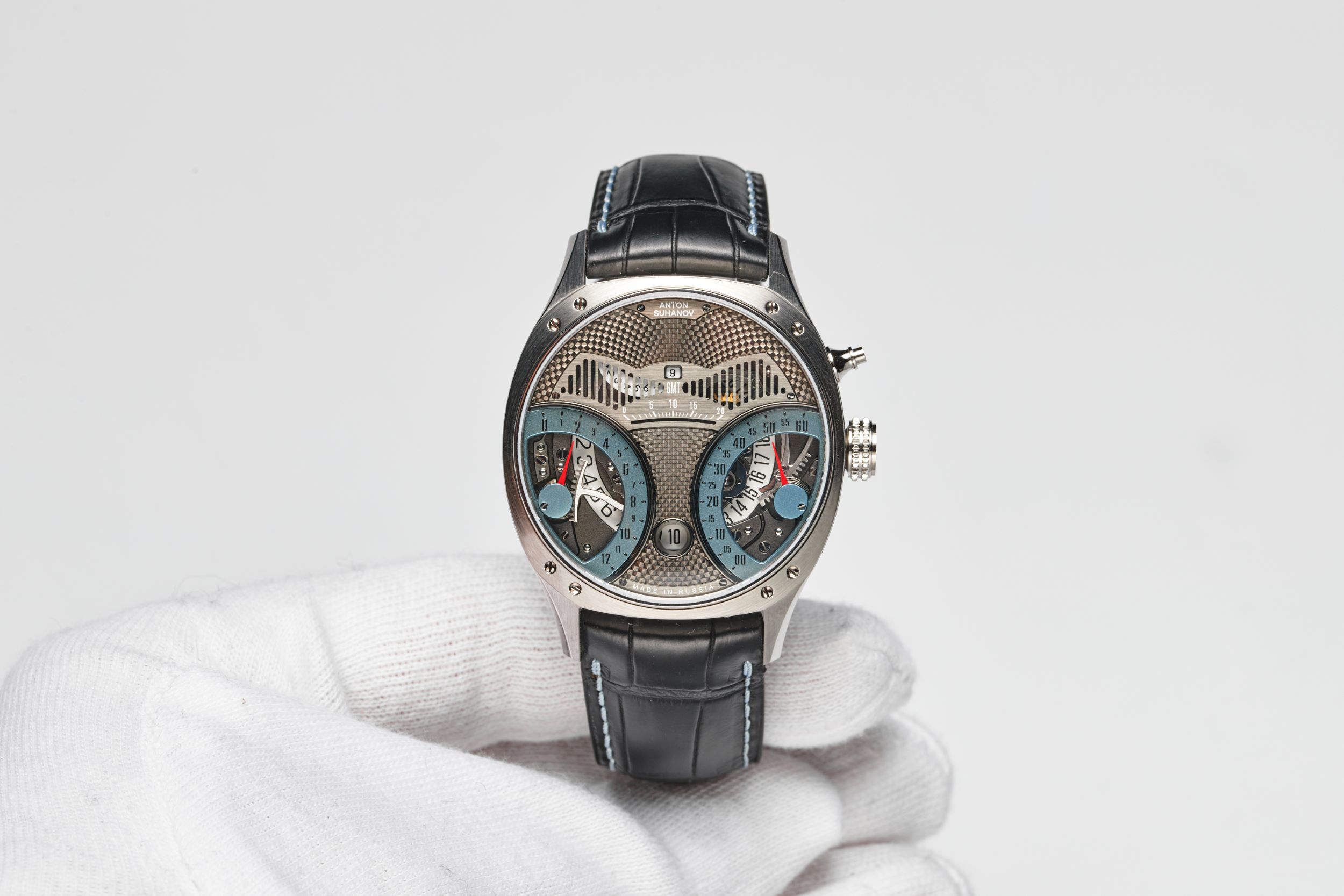 Ineichen Auctioneers - Racer Jumping Hour GMT Piece Unique