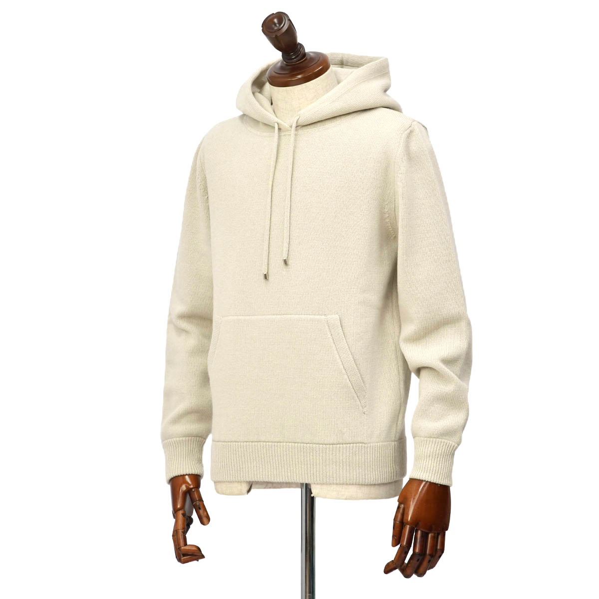 BAFY【バフィー】プルオーバーニット パーカーをご紹介致します