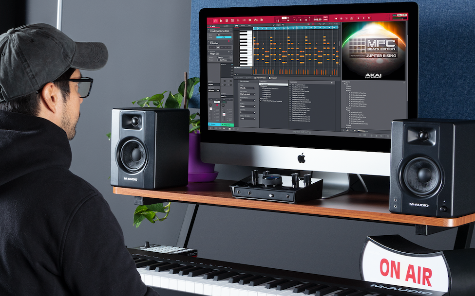 M-Audio Keystation 88 MK3 | コンパクトで多機能なフルサイズ88鍵MIDI