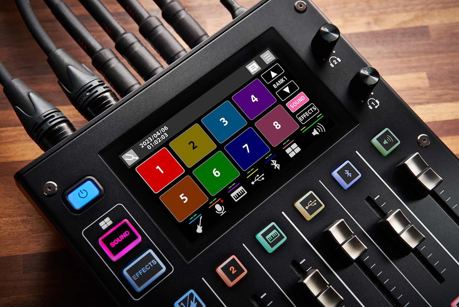 BOSS GIGCASTER 8 / GIGCASTER 5 | ミュージシャンのための高音質