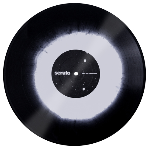 極少量の生産となるSerato コントロールバイナル限定盤 ”Black Snow