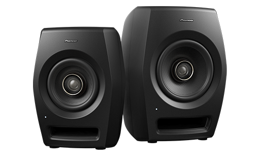 ポータブルなミキサー/DAWコントローラー AKAI MIDI MIX 発表