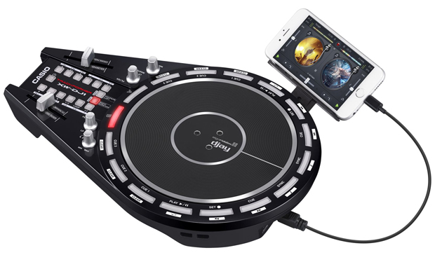 ダンスミュージックをより気軽に楽しめるガジェット CASIO TRACKFORMER