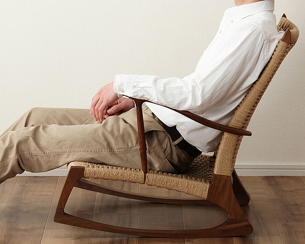 自分好みのくつろぎ方を楽しめるロッキン ロッキングチェア