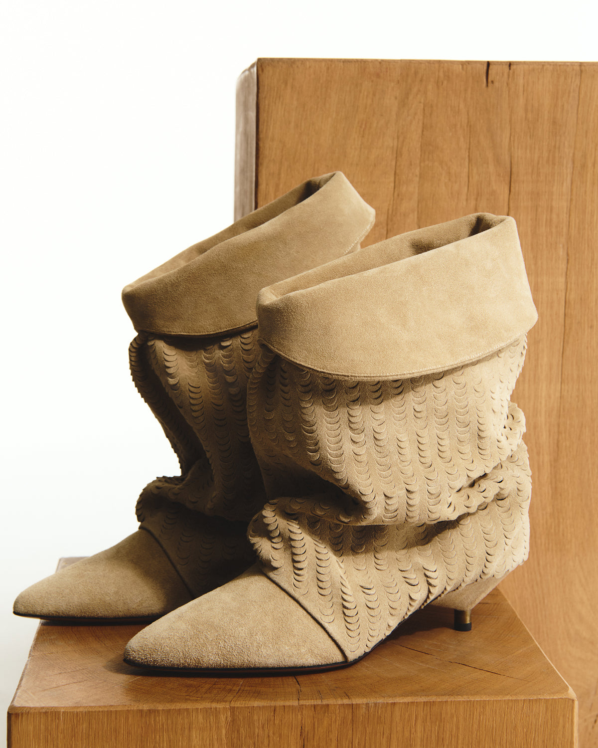 ウィメンズブーツ＆アンクルブーツ｜ISABEL MARANT 公式オンラインストア