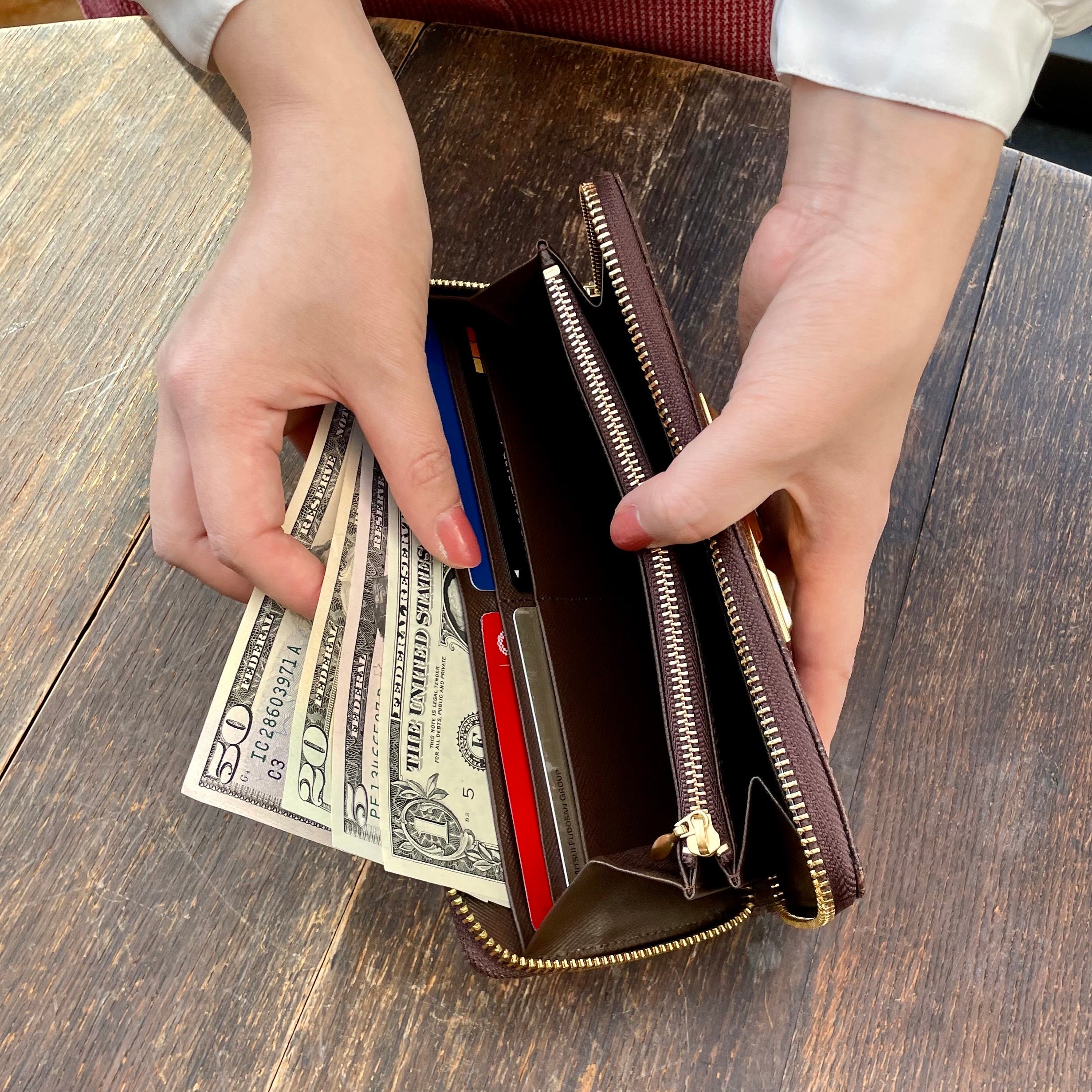 Bitter Chocolate Zip Around Leather Long Wallet【Japan Jewelry