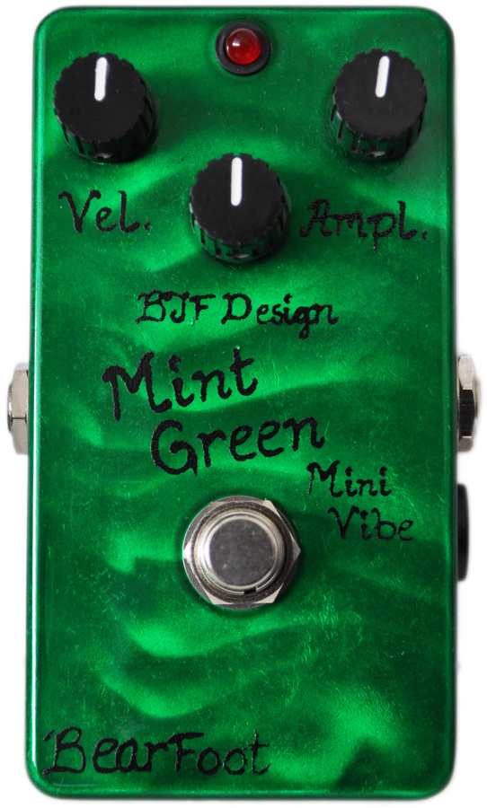 BearFoot FX Mint Green Mini Vibe (Version 2 Finish) - Music
