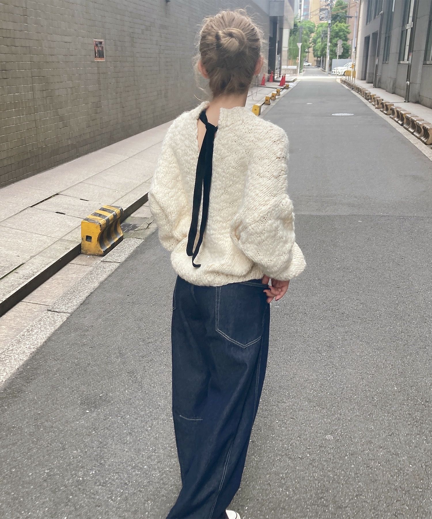 スラブヤーンリボンデザインハンドニット | Slub yarn ribbon design