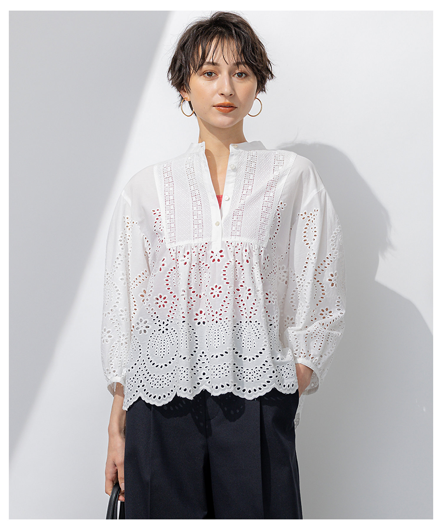 洗える】コットンエンブロイダリー クロップド ブラウス