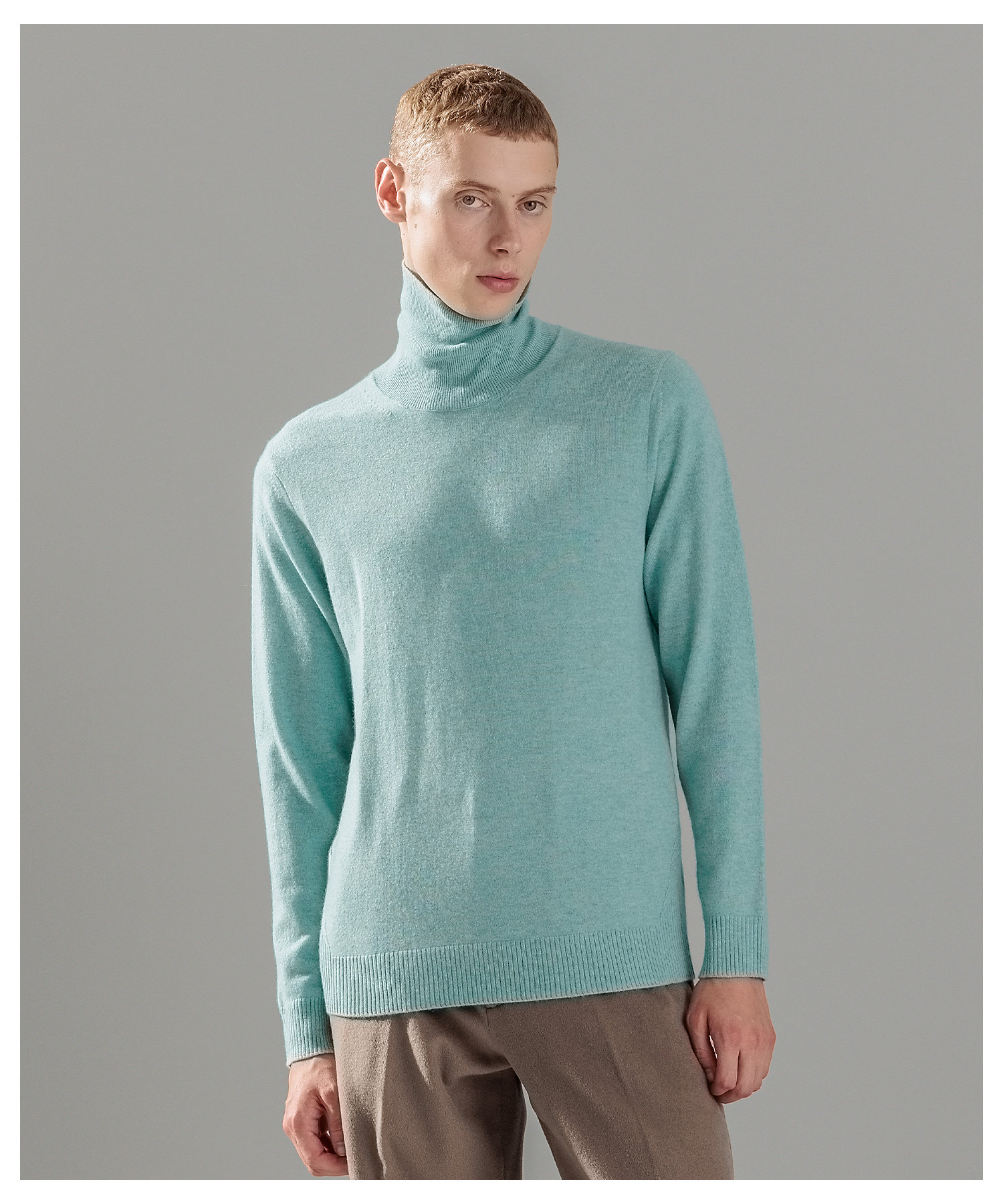 ピュアカシミヤ タートルネックニット（KRJHCW0504