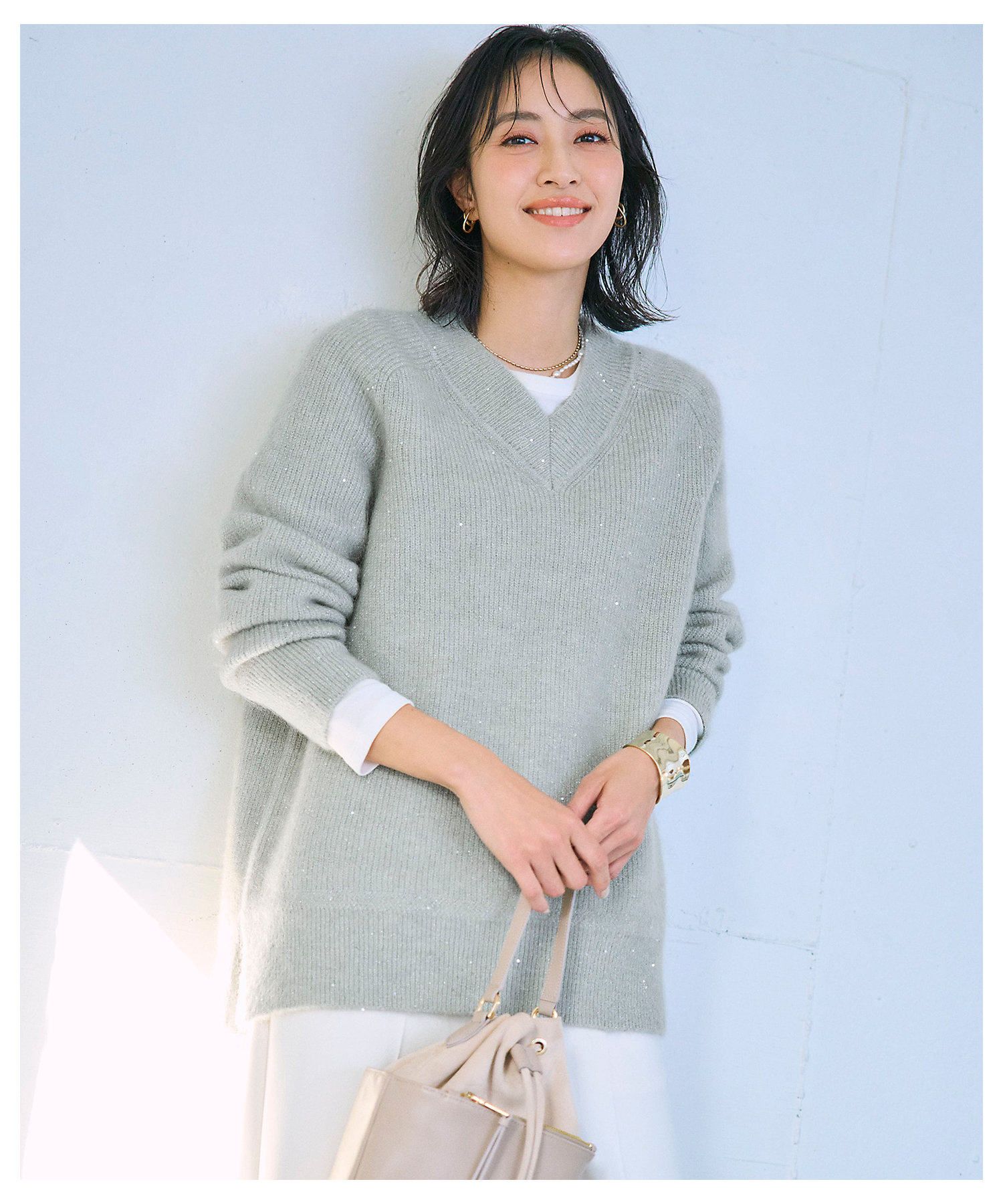 モヘヤミックススパングル Vネック ニット（KRWOGW0654