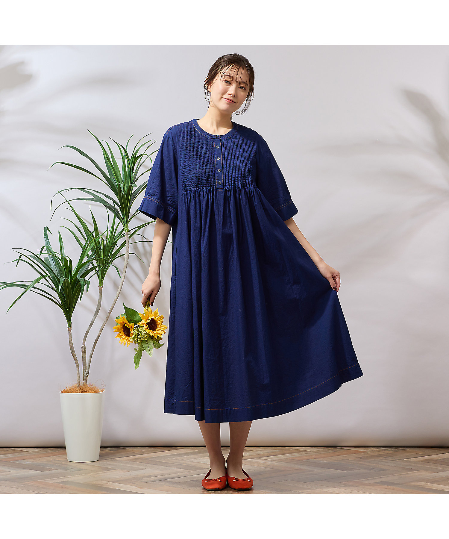 手洗いOK・綿100％】ピンタックデニムワンピース