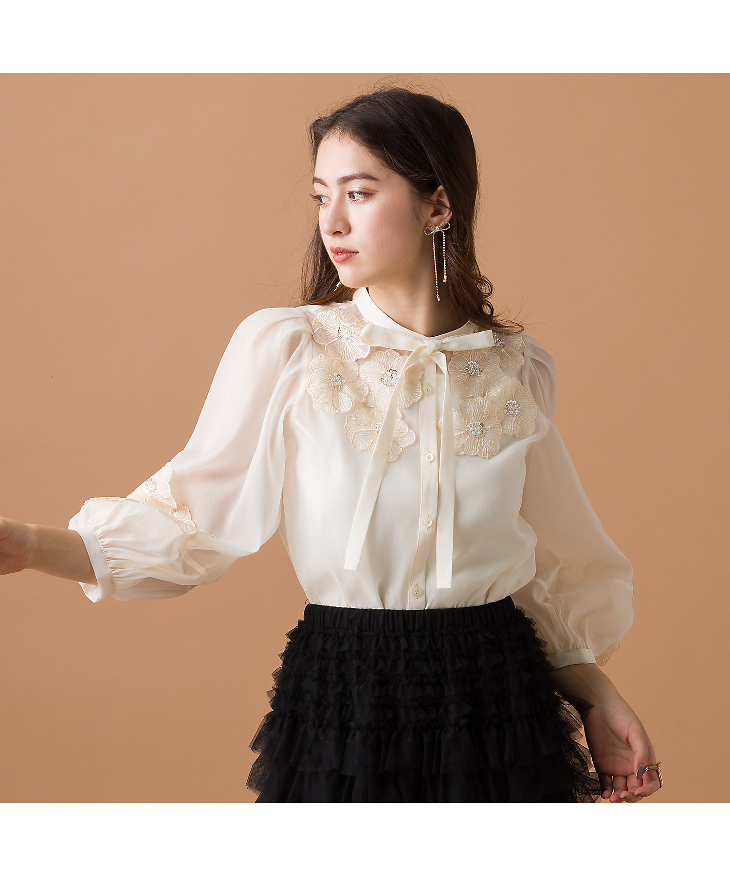 110228303640506002?$VS_1500$