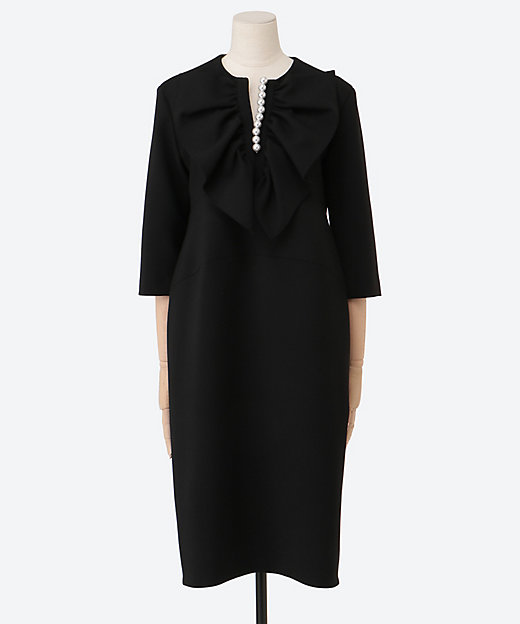 ボリュームラッフルパールスリットラインドレス YCD－425