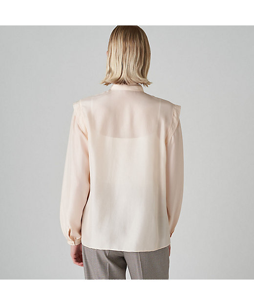 ウォッシャブルシルク スタンドカラーブラウス | maison TOMORROWLAND