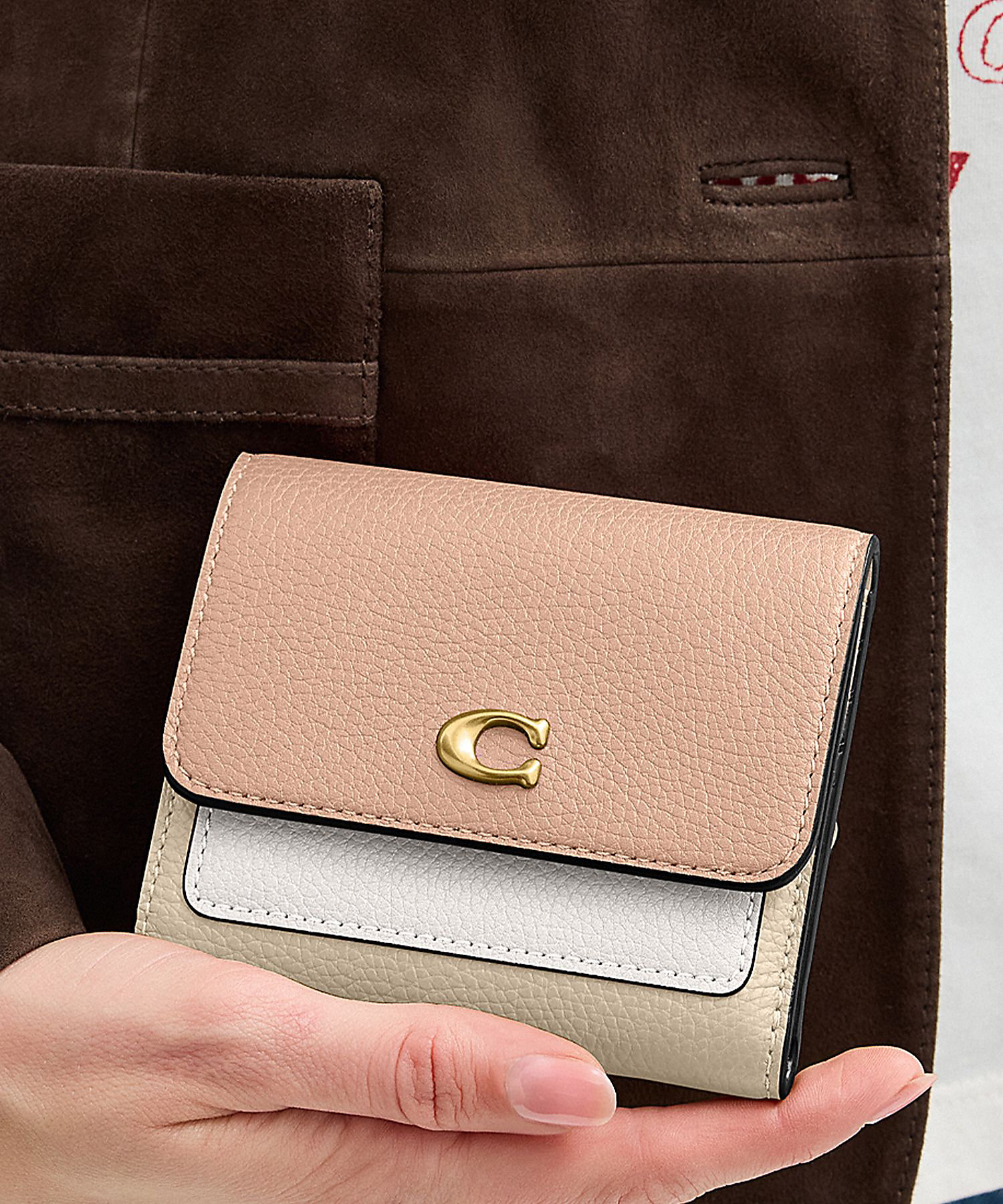 BPF03_CAO14 B4U3_BEIGE00?$VS_1500$