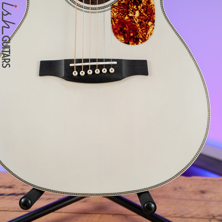 PRS SE P20E Parlor Antique White Limited Edition – Ish Guitars