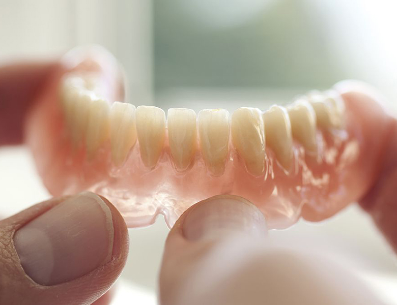 入れ歯 - 津島市・愛西市の歯医者【名鉄藤浪駅すぐ】いしがき歯科