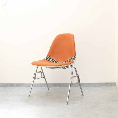 used リメイクチェア ハーマン・ミラー社 イームズ サイドシェルチェア