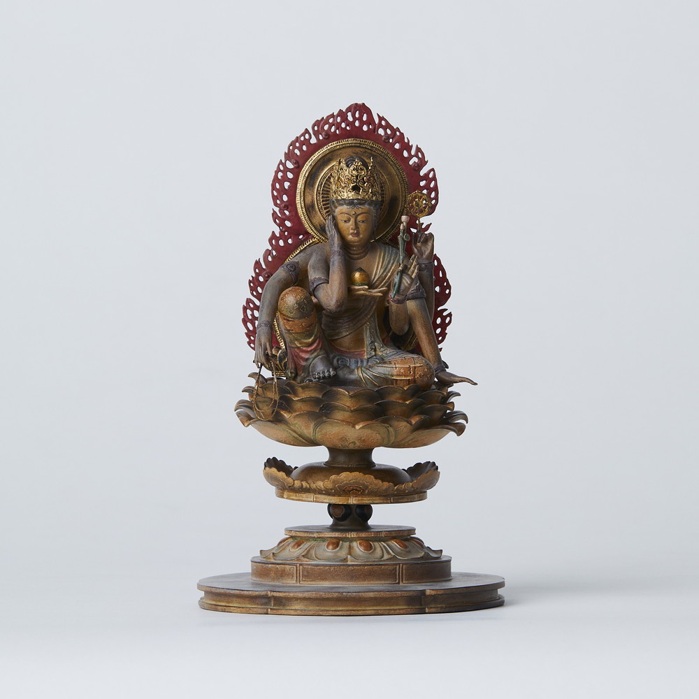 イスム-仏像のもつハイセンスな臨場感を楽しむ