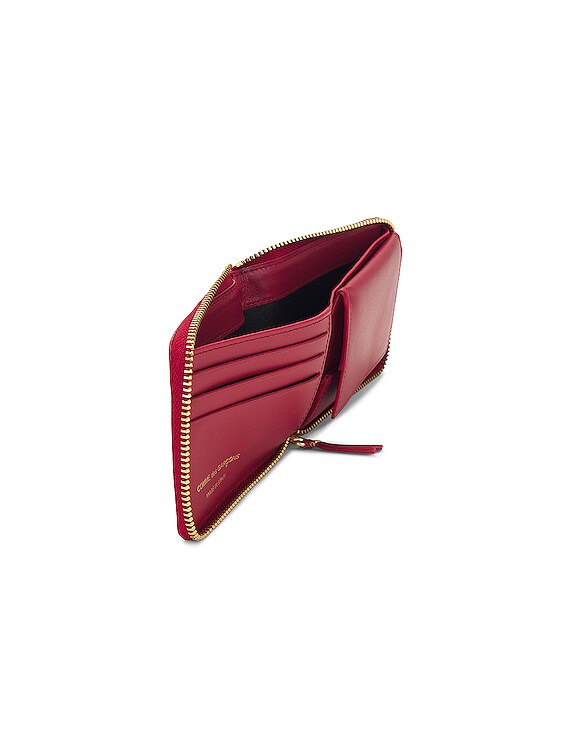 COMME des GARCONS Classic Leather Zip Wallet in Red | FWRD