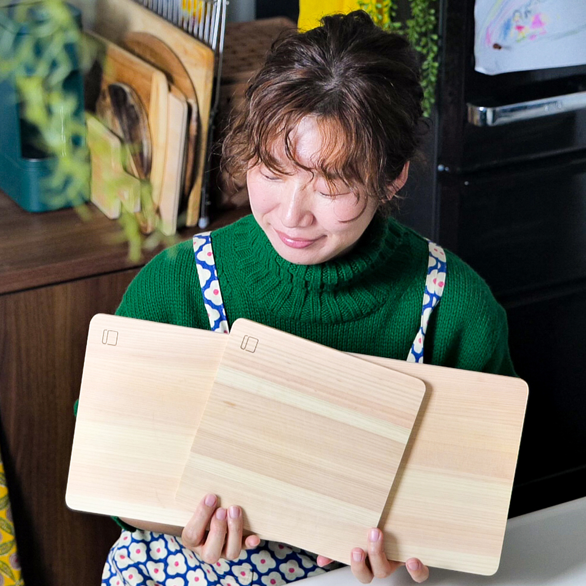だけメシちはるさんコラボ】四万十ひのきの極薄まな板 長方形