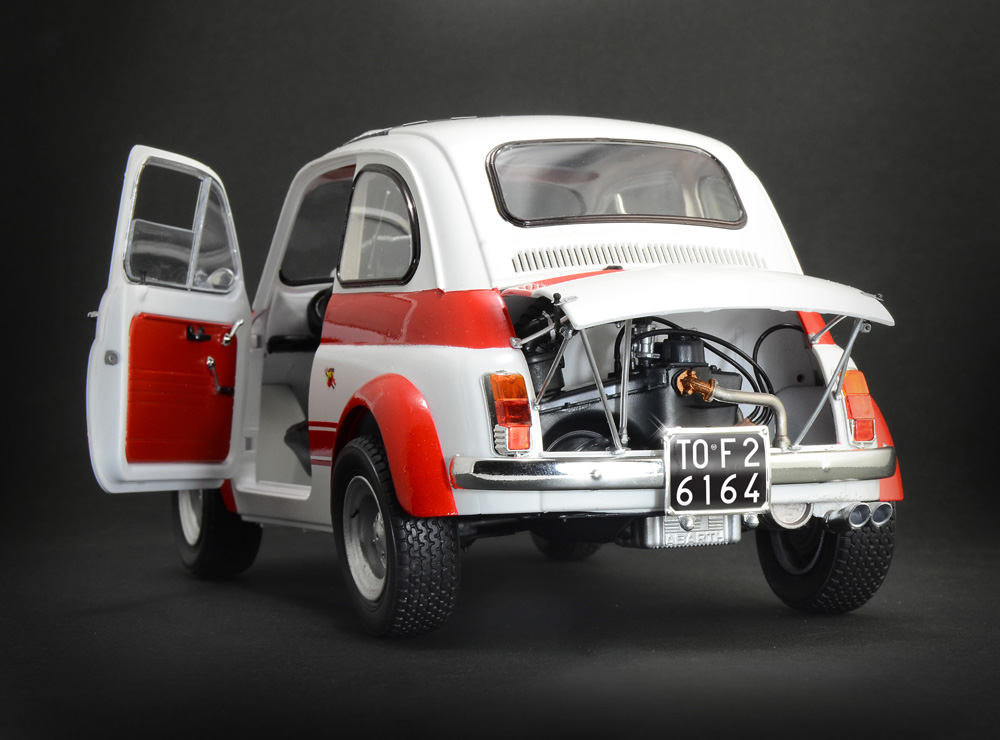 ITALERI - Fiat Abarth 695 SS - Assetto Corsa 1:12 scale - preview