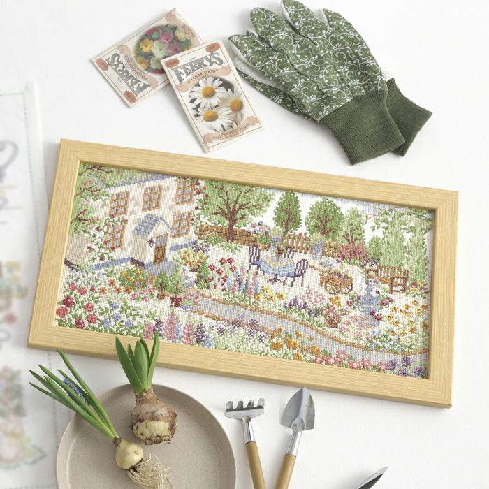 クロスステッチフレーム＜憧れのお庭から＞ | リバティ 生地、編み物