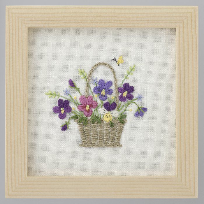 窓辺のフレーム | リバティ 生地、編み物、刺繍、刺し子のことなら