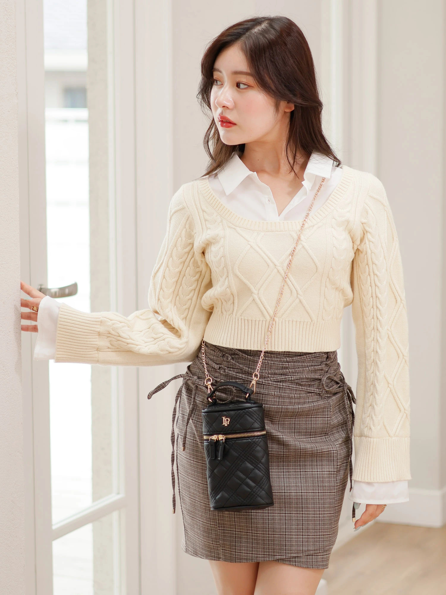 LIP SERVICE（リップサービス）｜ シャツレイヤードケーブルニット