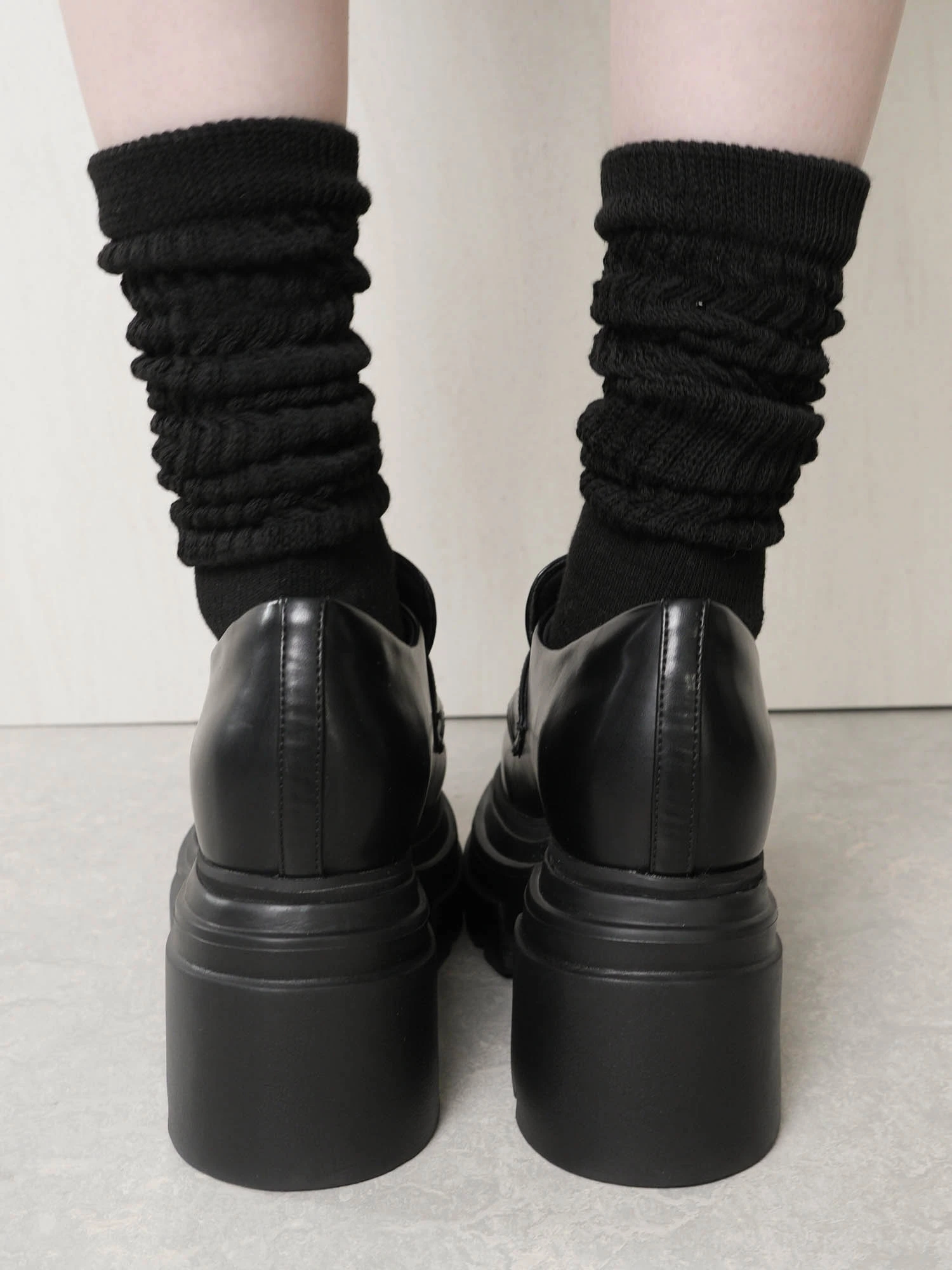 LIP SERVICE（リップサービス）｜ ボリュームソールローファー