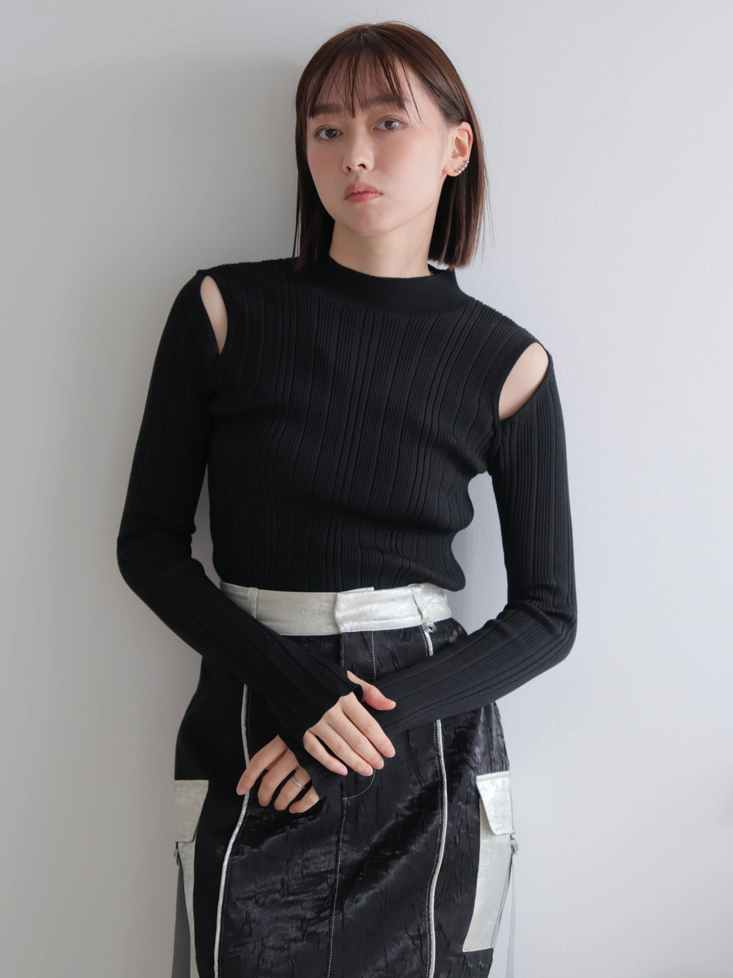 LADYMADE（レディメイド）｜ スリットショルダー2WAYリブニット