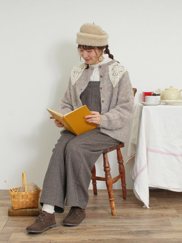 セール】 【保温加工】襟レースブラウス（オフホワイト/グレー