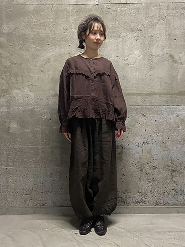 立川店/EC限定】リネンバブーシュカ付エトワールブラウス（ブラック