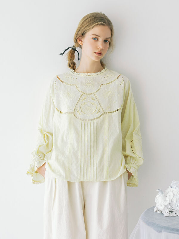 ドビーカットワーク刺繍ブラウス（オフホワイト/グレー/イエロー